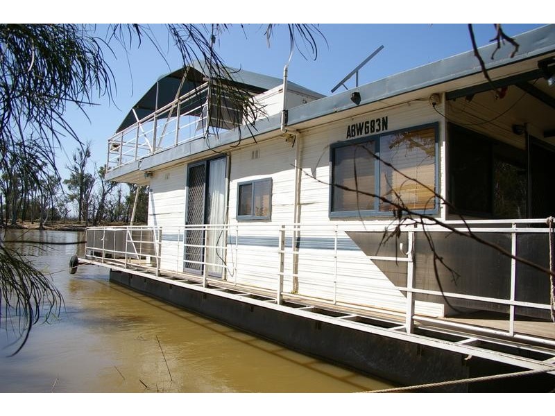 Idle Times – Houseboat, Mildura VIC 3500