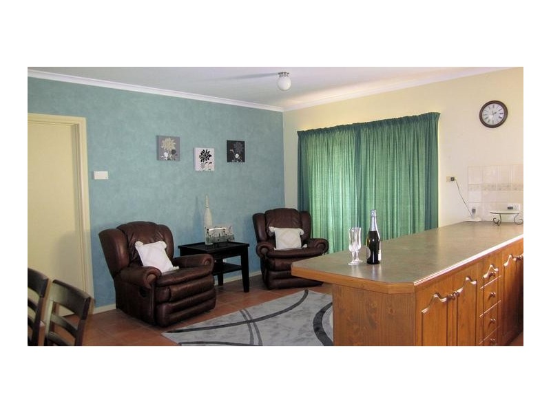 6 Pevensey Grove, Mildura VIC 3500