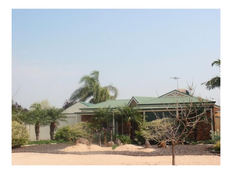 6 Pevensey Grove, Mildura VIC 3500
