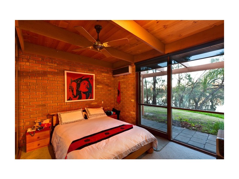 21 Cooke Street, Nichols Point VIC 3501