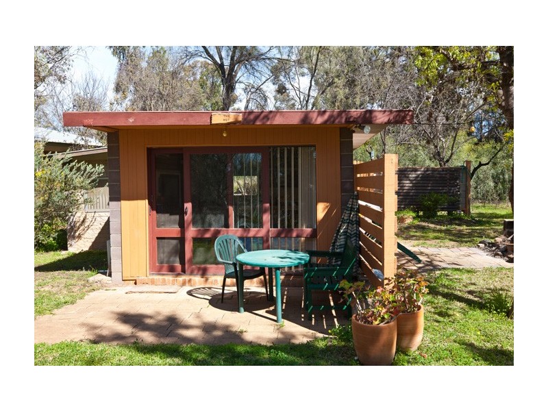 21 Cooke Street, Nichols Point VIC 3501