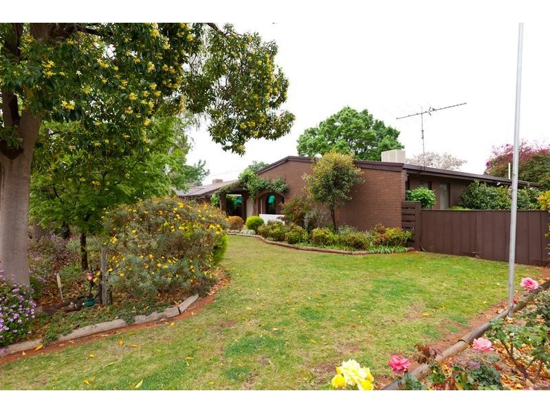 7 Mitchell Street, Dareton NSW 2717