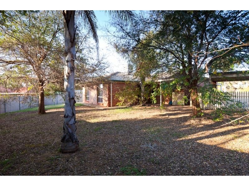 14 Helen Court, Mildura VIC 3500