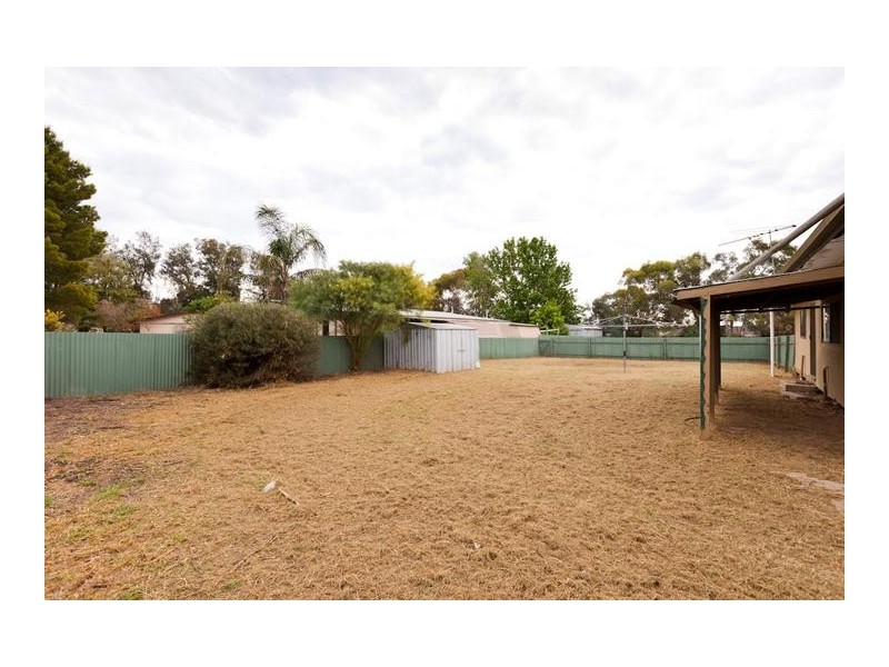 30 Fifth Street, Nichols Point VIC 3501