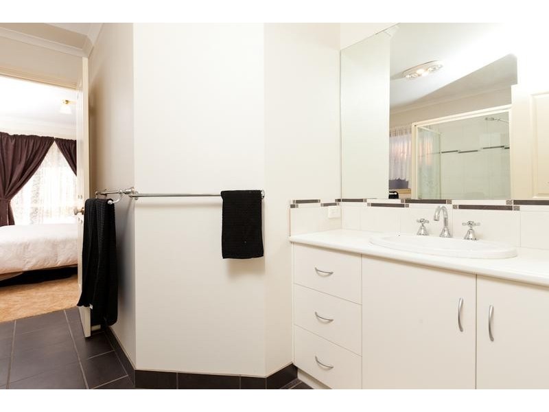 5 Anwyl Close, Mildura VIC 3500