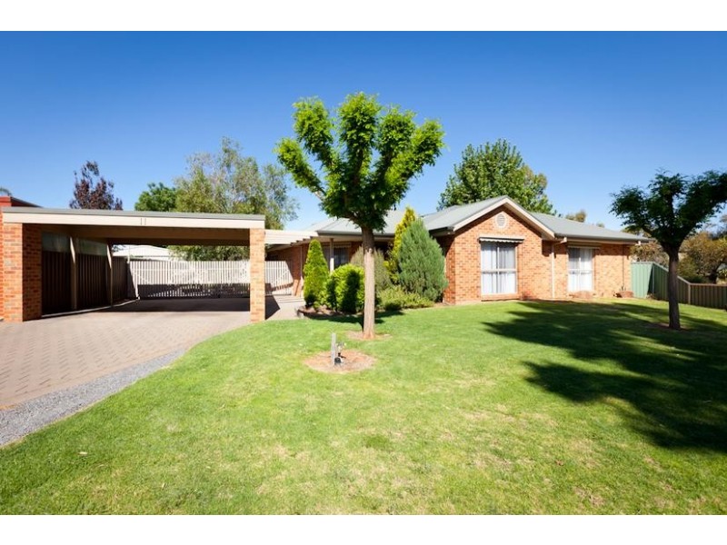 11 Elouera Drive, Irymple VIC 3498