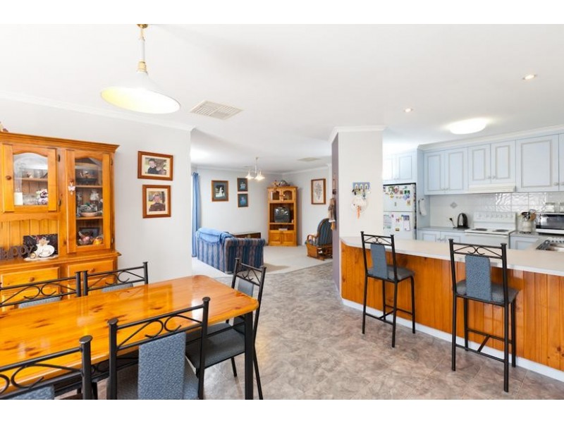 11 Elouera Drive, Irymple VIC 3498