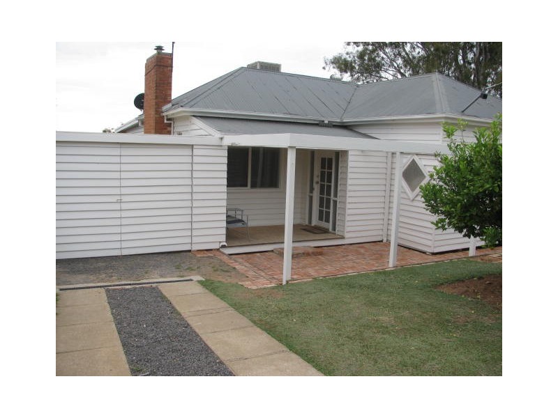 16A Cureton Avenue, Mildura VIC 3500