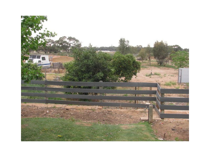 16A Cureton Avenue, Mildura VIC 3500