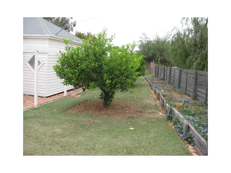 16A Cureton Avenue, Mildura VIC 3500