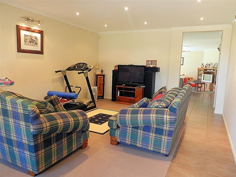 11 Drings Way, Gol Gol NSW 2738
