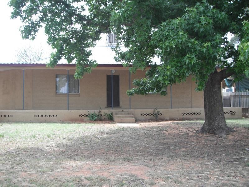 6 Friel Street, Buronga NSW 2739