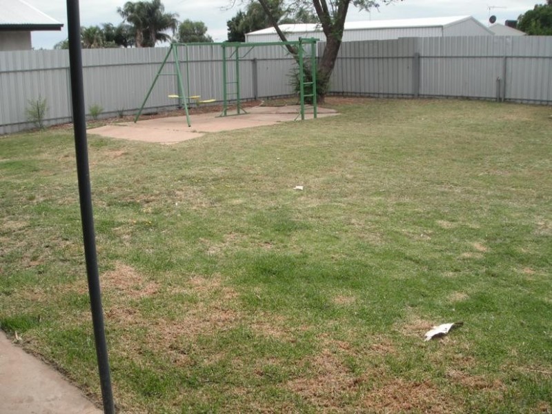 6 Friel Street, Buronga NSW 2739