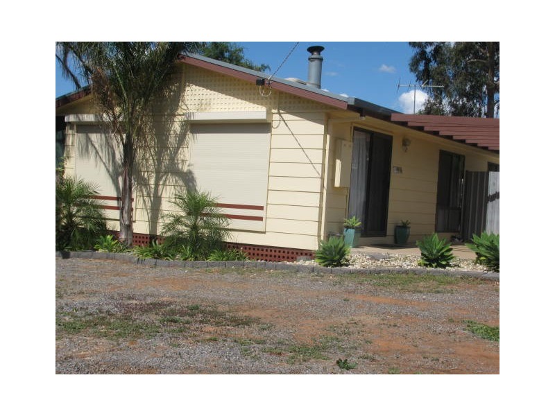 48 Main Avenue North, Merbein VIC 3505