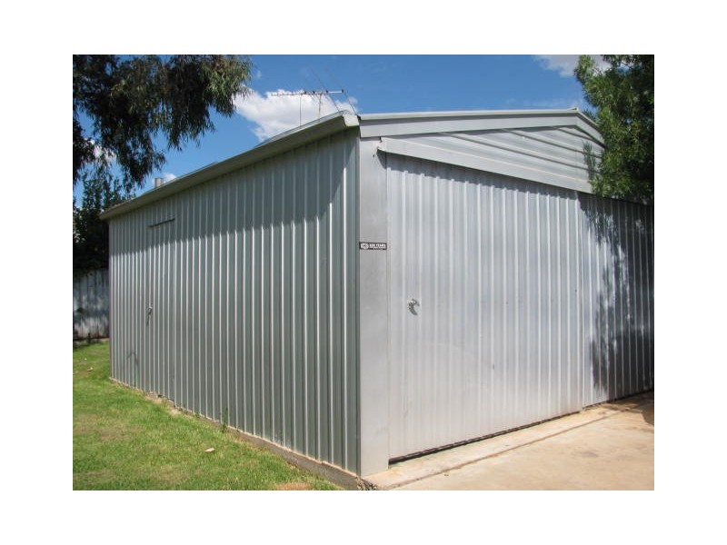 48 Main Avenue North, Merbein VIC 3505