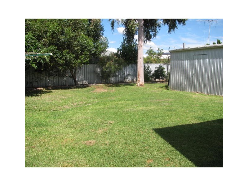 48 Main Avenue North, Merbein VIC 3505