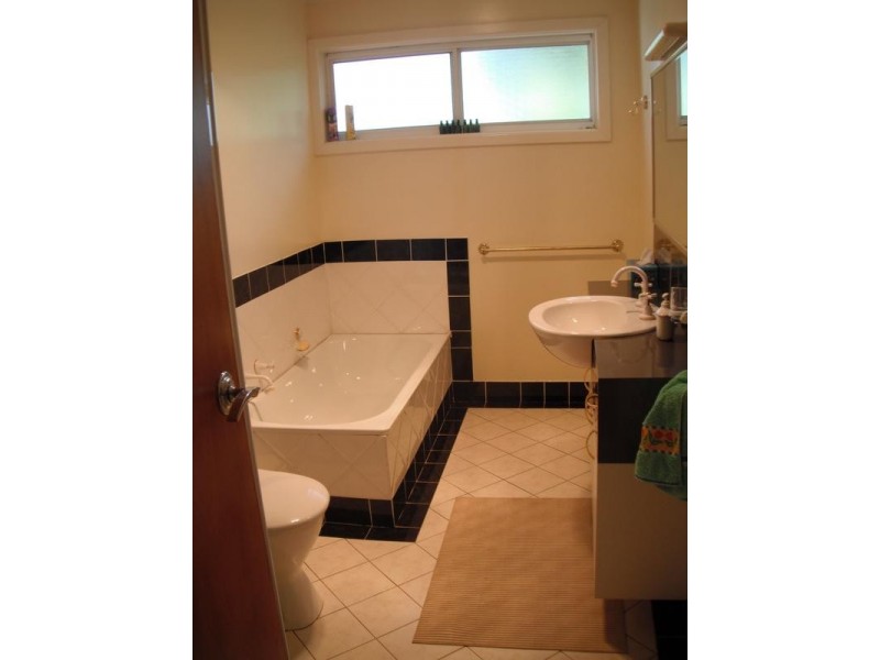 334 Deakin Avenue, Mildura VIC 3500