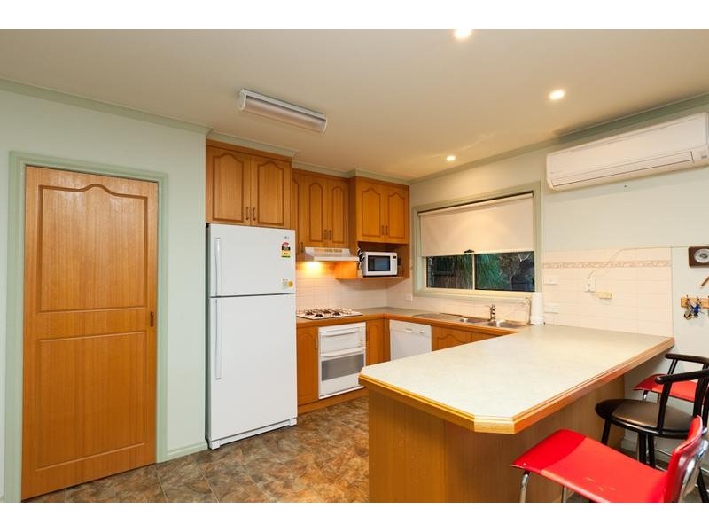 12 Regina Avenue, Cabarita VIC 3505