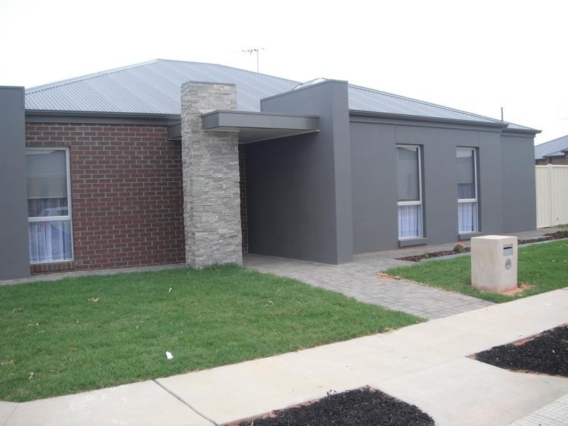 42 Dune Drive (26 Oasis Boulevard), Mildura VIC 3500