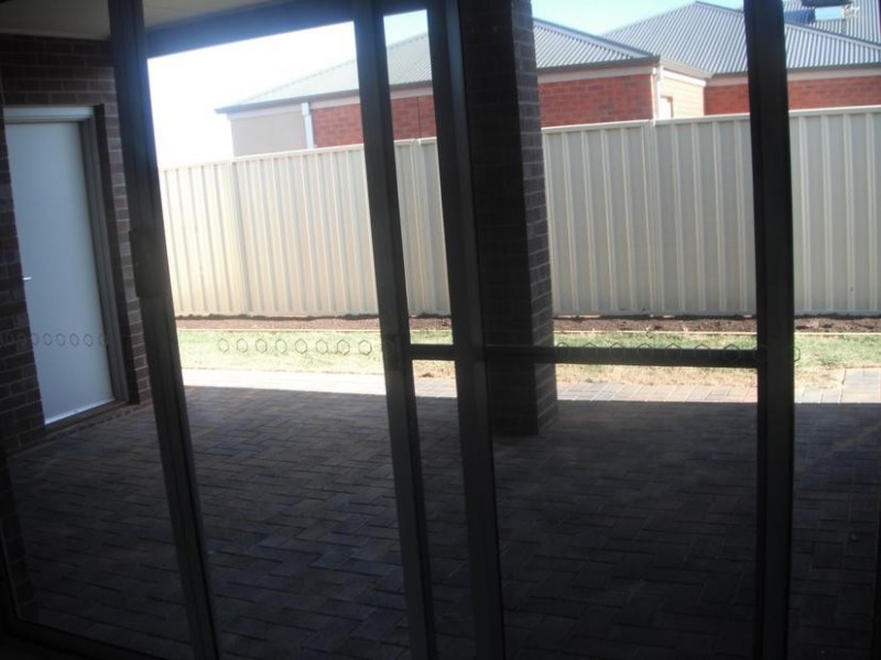 42 Dune Drive (26 Oasis Boulevard), Mildura VIC 3500