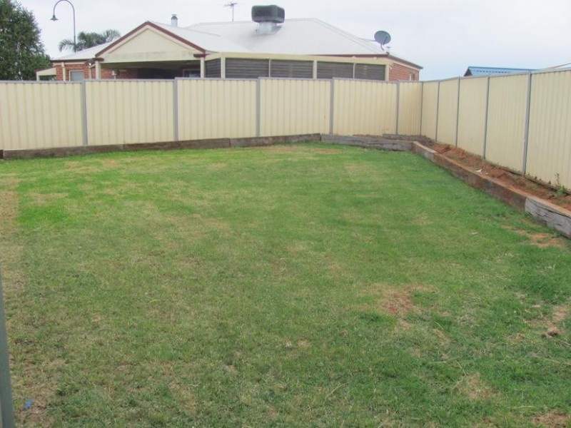 5 Rosedale Court, Buronga NSW 2739