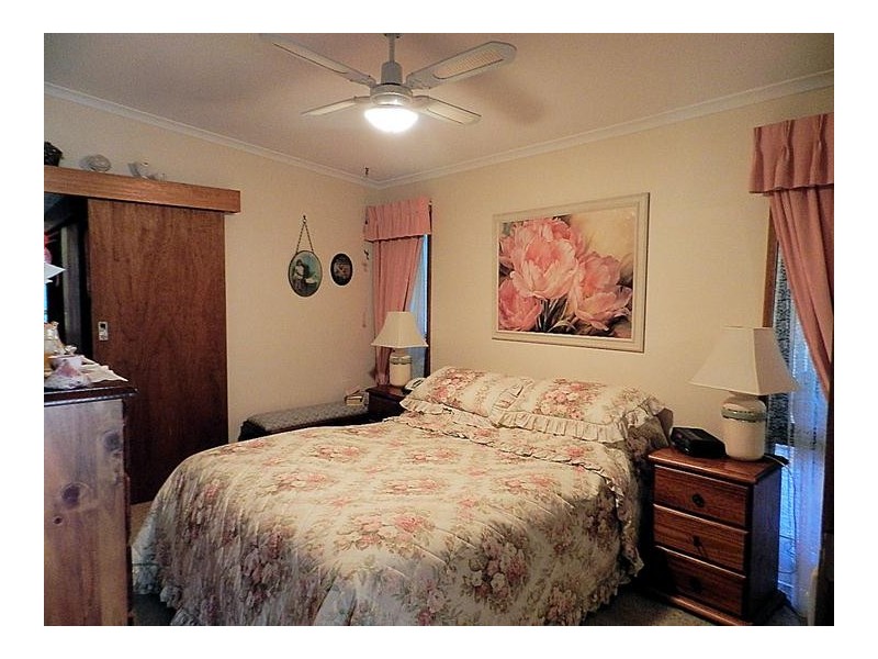 9 Bourke Road, Cardross VIC 3496