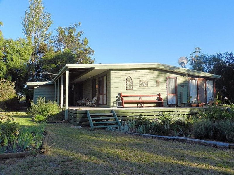 9 Bourke Road, Cardross VIC 3496