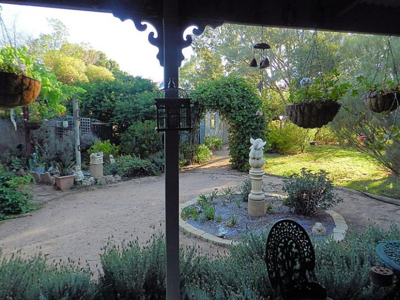 9 Bourke Road, Cardross VIC 3496