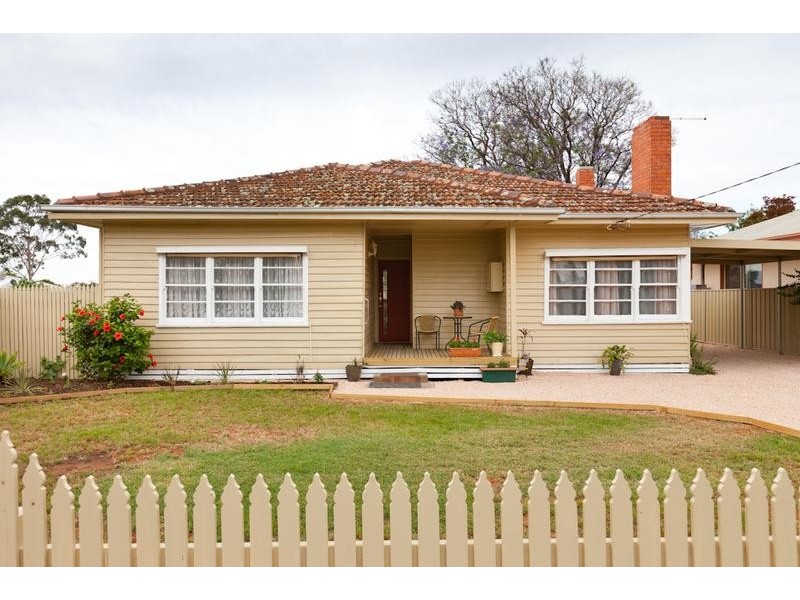 8 Vine Street, Mildura VIC 3500