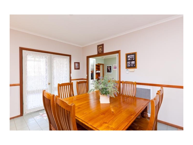 6 Carmela Court, Mildura VIC 3500