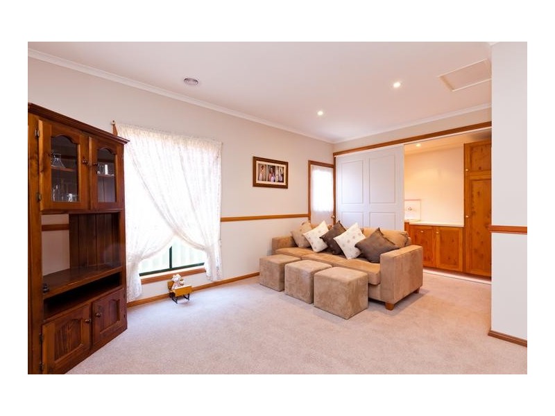 6 Carmela Court, Mildura VIC 3500