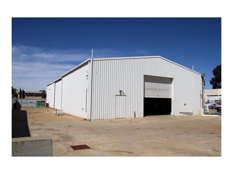 33 Seventh Street, Mildura VIC 3500