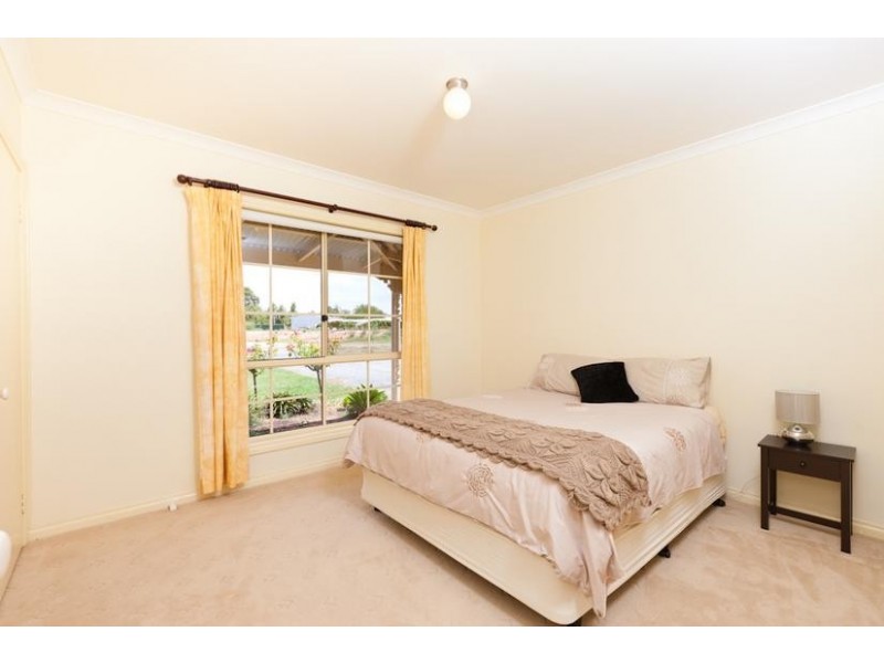 180 Ginquam Avenue, Irymple VIC 3498