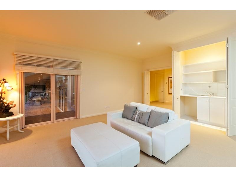 8 Riverview Rise, Gol Gol NSW 2738