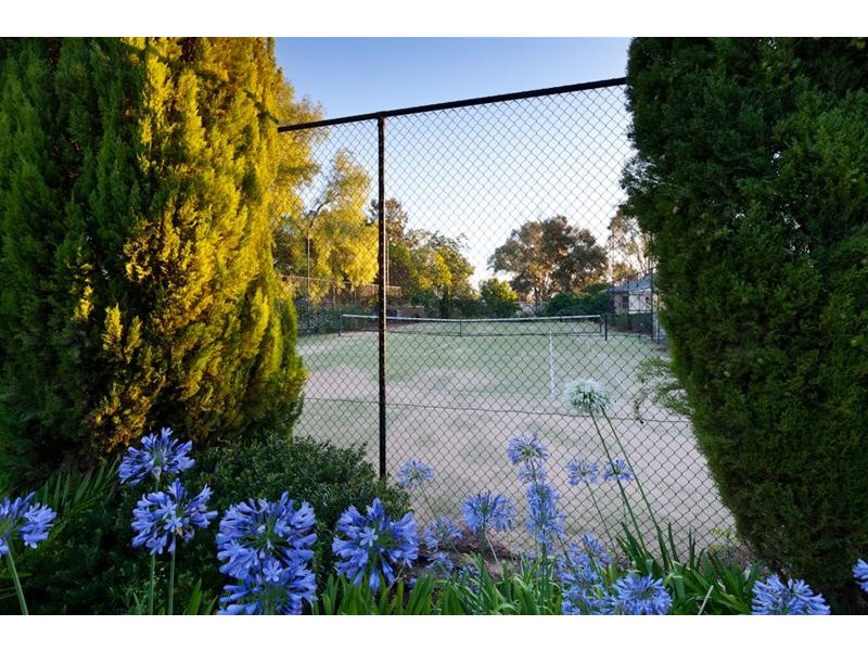 8 Riverview Rise, Gol Gol NSW 2738