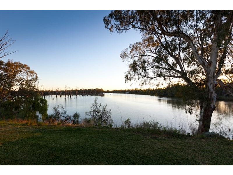 8 Riverview Rise, Gol Gol NSW 2738