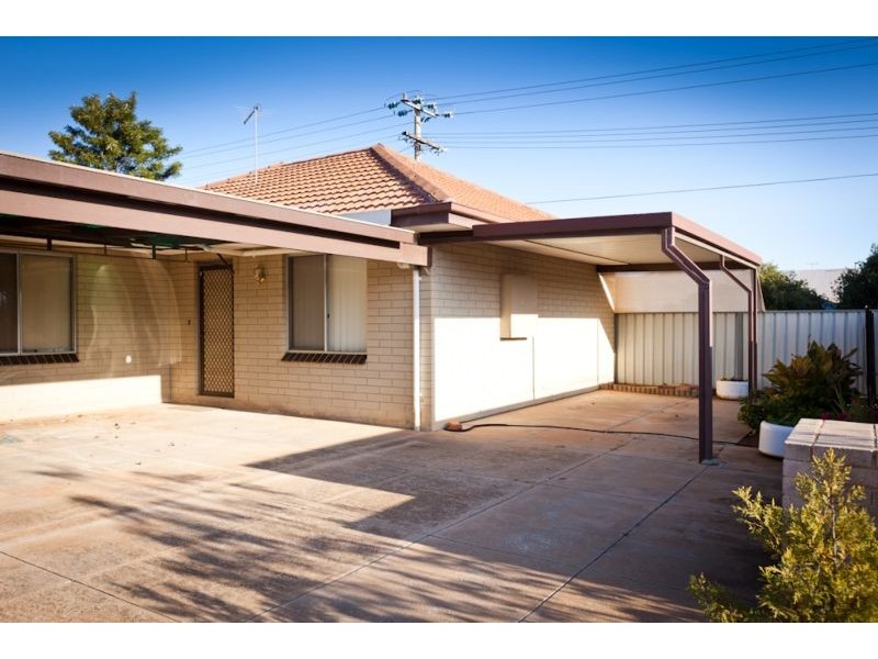 1/250 Tenth Street, Mildura VIC 3500