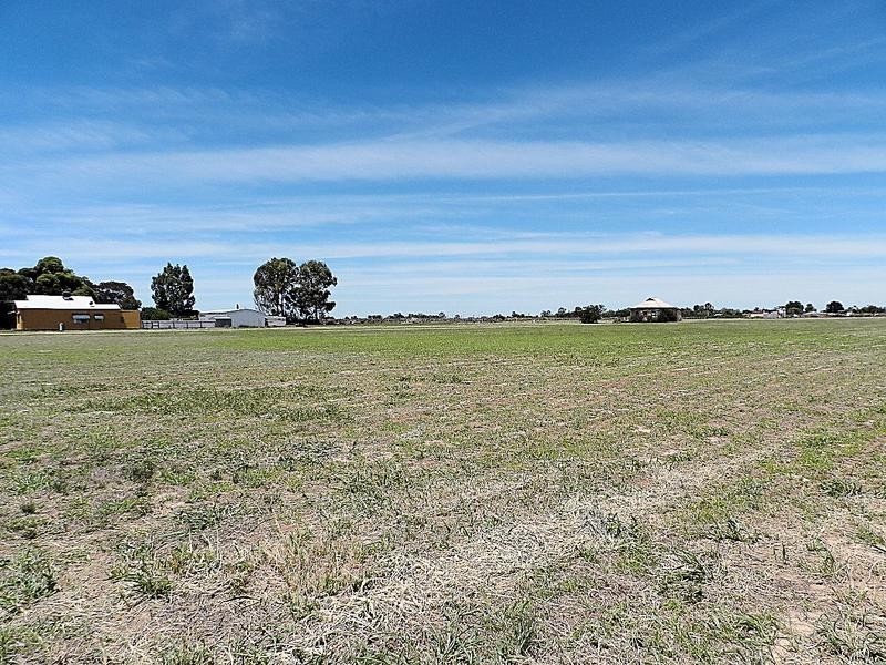 3058 Walnut Avenue, Mildura VIC 3500