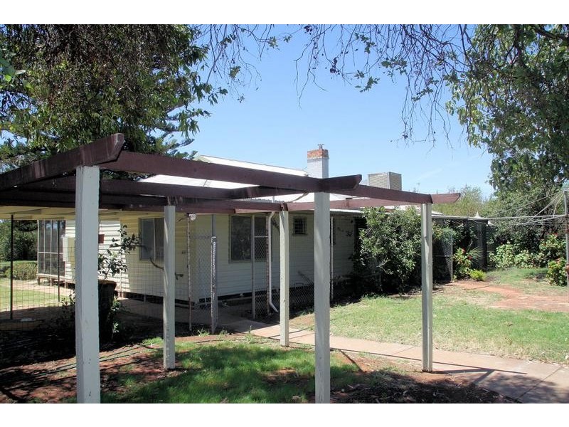 122 Tulloch Road, Red Cliffs VIC 3496