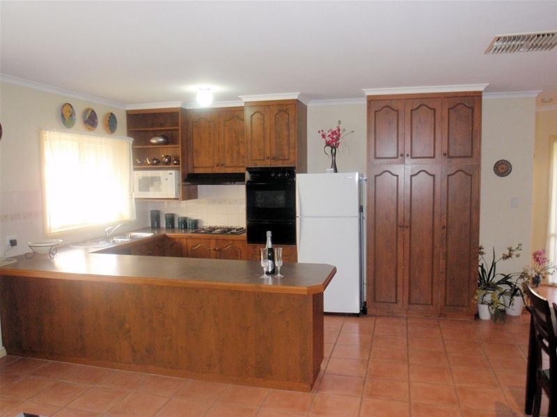 6 Pevensey Grove, Mildura VIC 3500