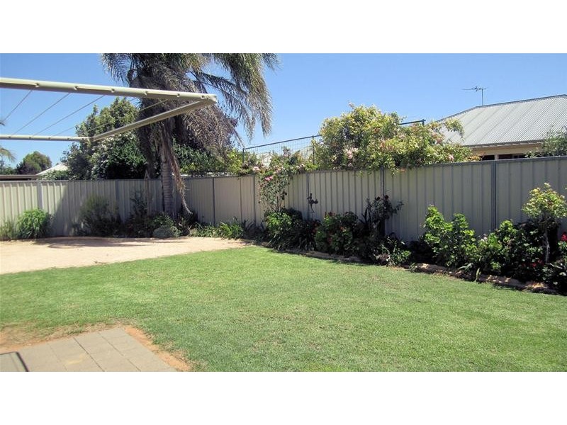 6 Pevensey Grove, Mildura VIC 3500