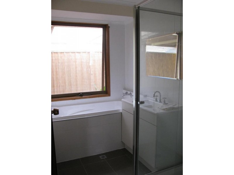 9 Noyce Court, Mildura VIC 3500