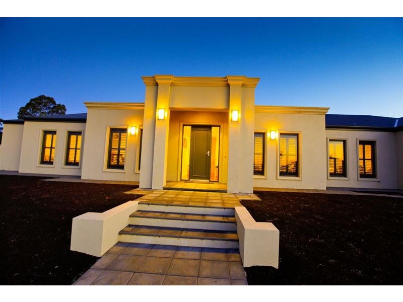 588 Koorlong Avenue, Irymple VIC 3498