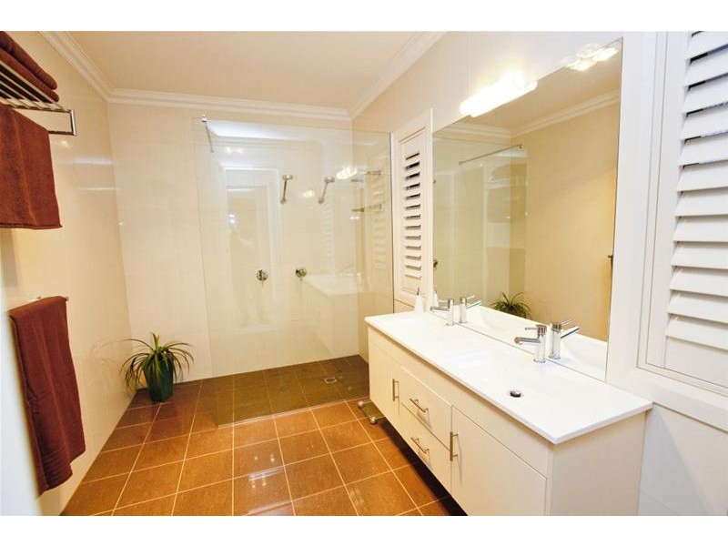 588 Koorlong Avenue, Irymple VIC 3498