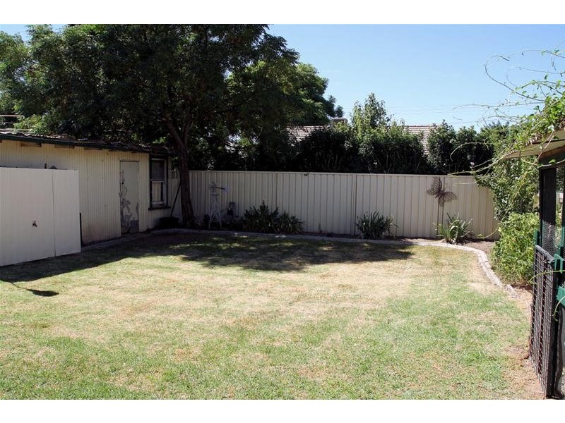 12 Brian Crescent, Mildura VIC 3500