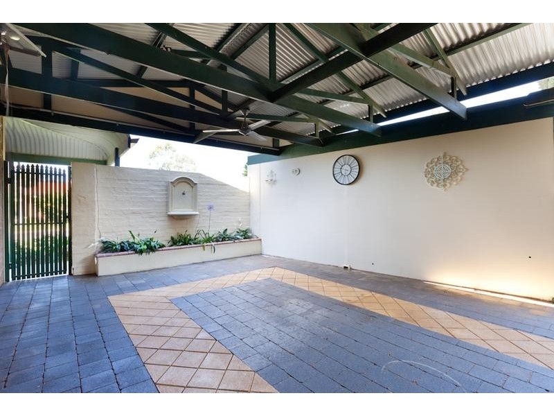 6 Carmela Court, Mildura VIC 3500
