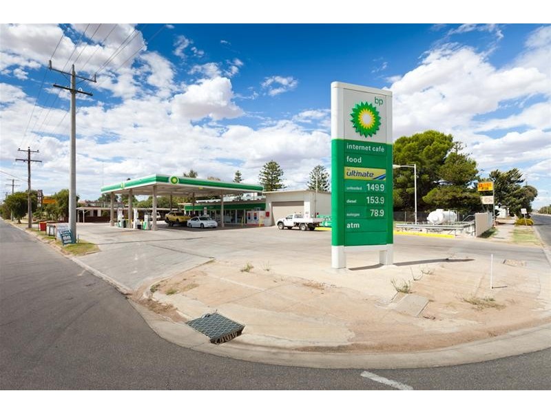 1-5 Farrell Street, Ouyen VIC 3490