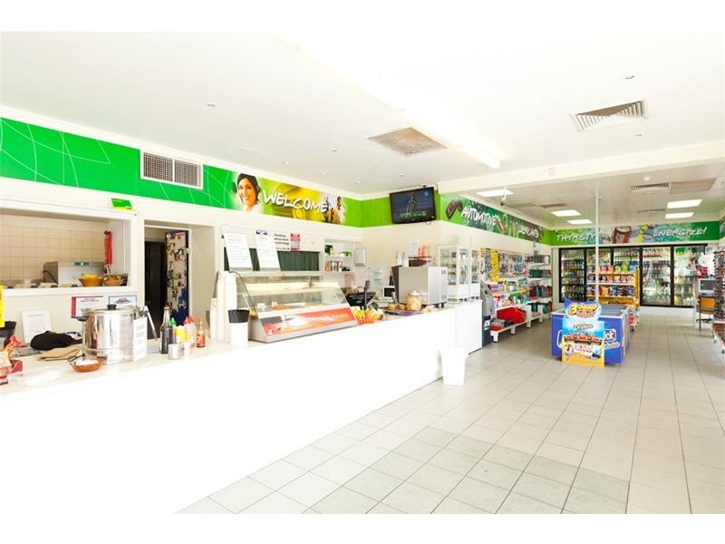 1-5 Farrell Street, Ouyen VIC 3490