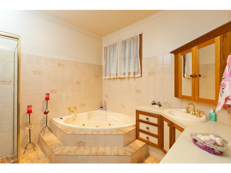 3 Regal Court, Mildura VIC 3500