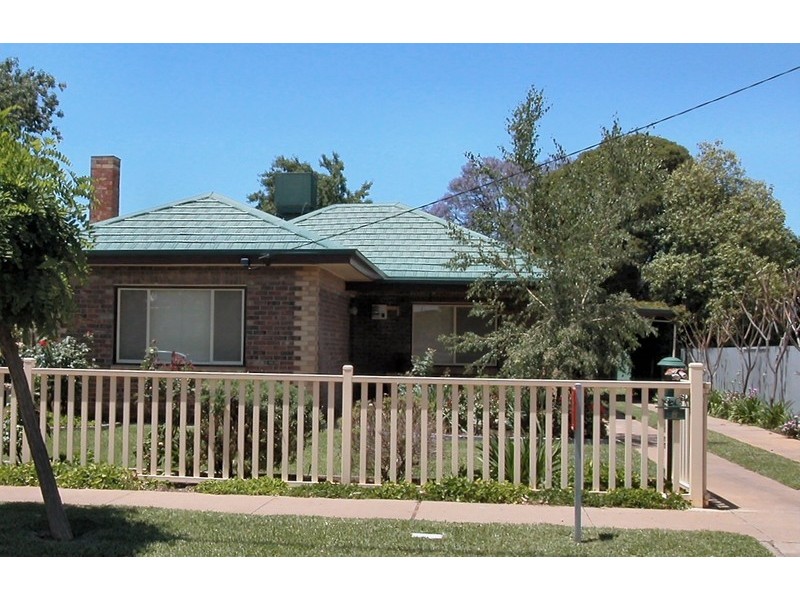 8 Kurrajong Parade, Mildura VIC 3500